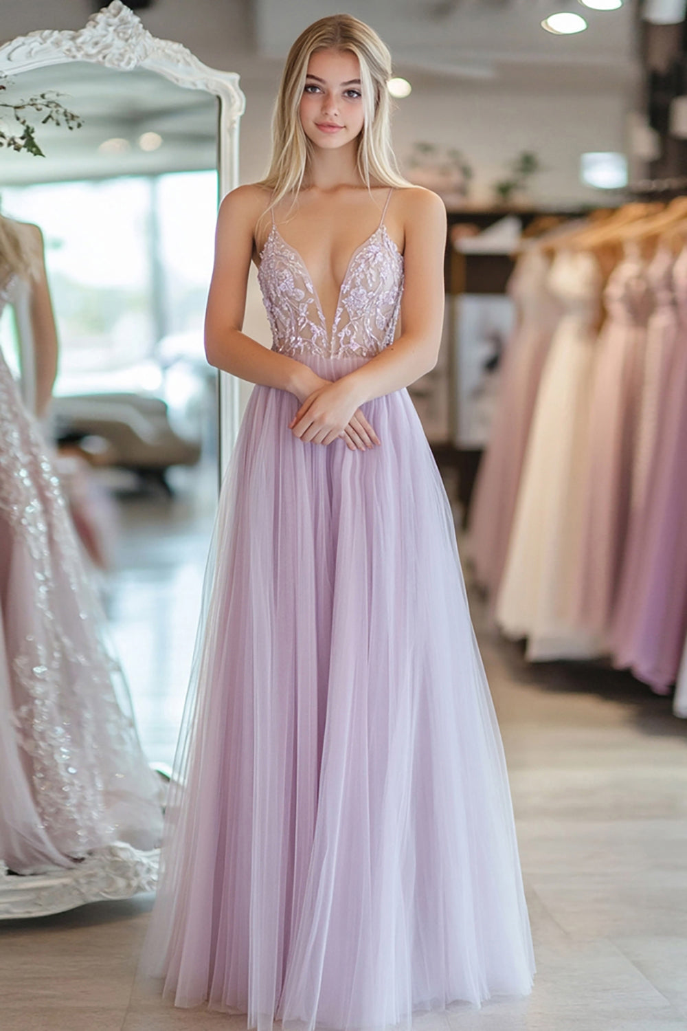 Light Purple A Line Tulle Spaghetti Straps Long Prom Dress with Lace Appliques