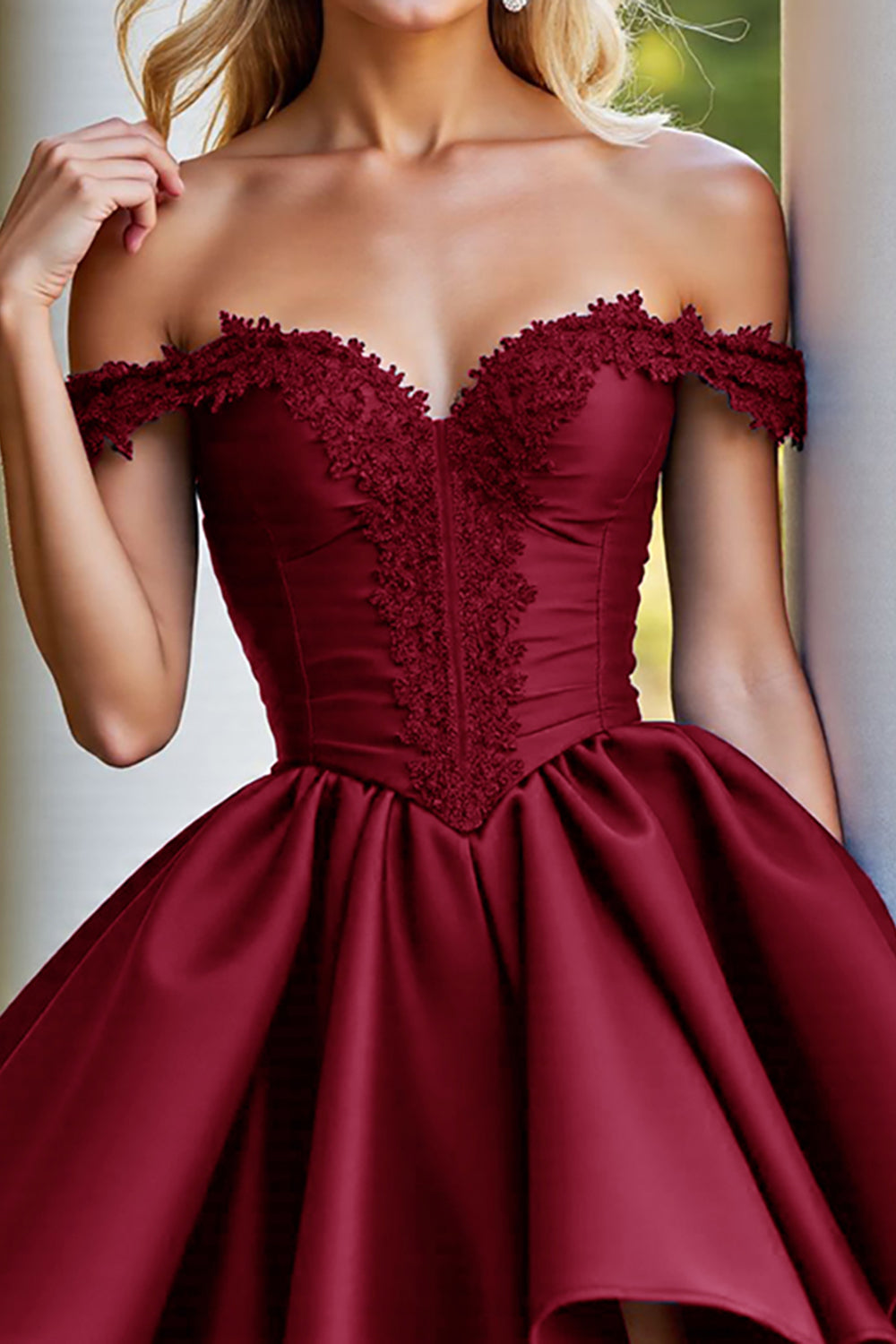 Burgundy Satin A Line Short Prom Dress with Appliques