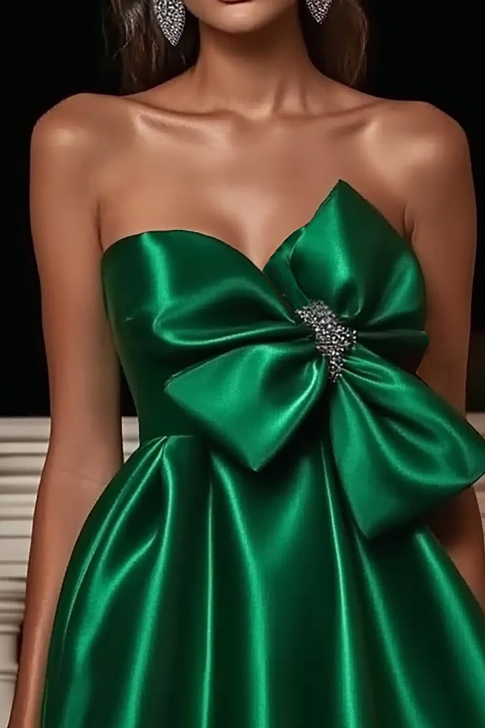 Green Short Satin A-Line Cocktail Dress with Bow