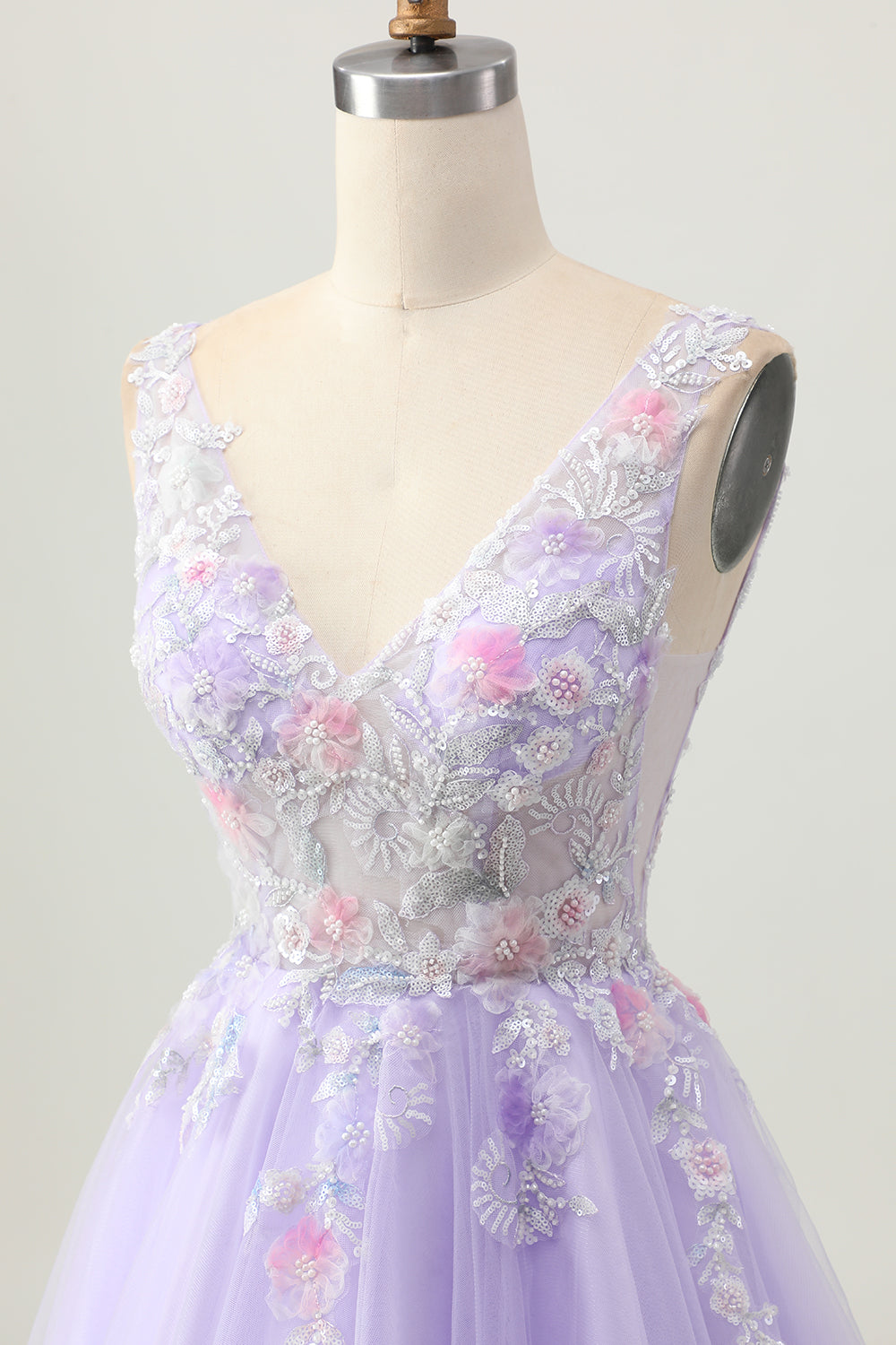 Beaded A Line Sequins Appliqued Lilac Short Prom Dress
