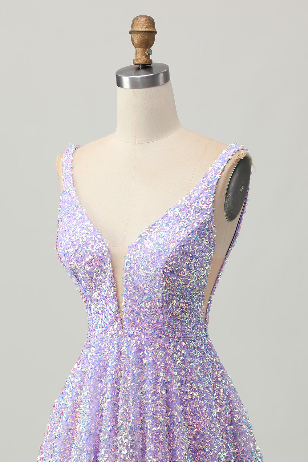 Sequins A Line Lilac V-Neck Short Cocktail Dress