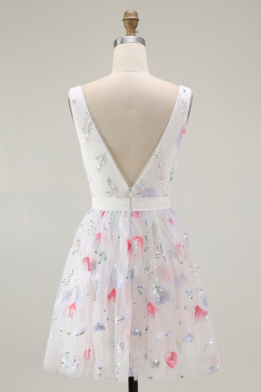 Sparkly Floral White V-Neck Backless A Line Sequin Cocktail Dress
