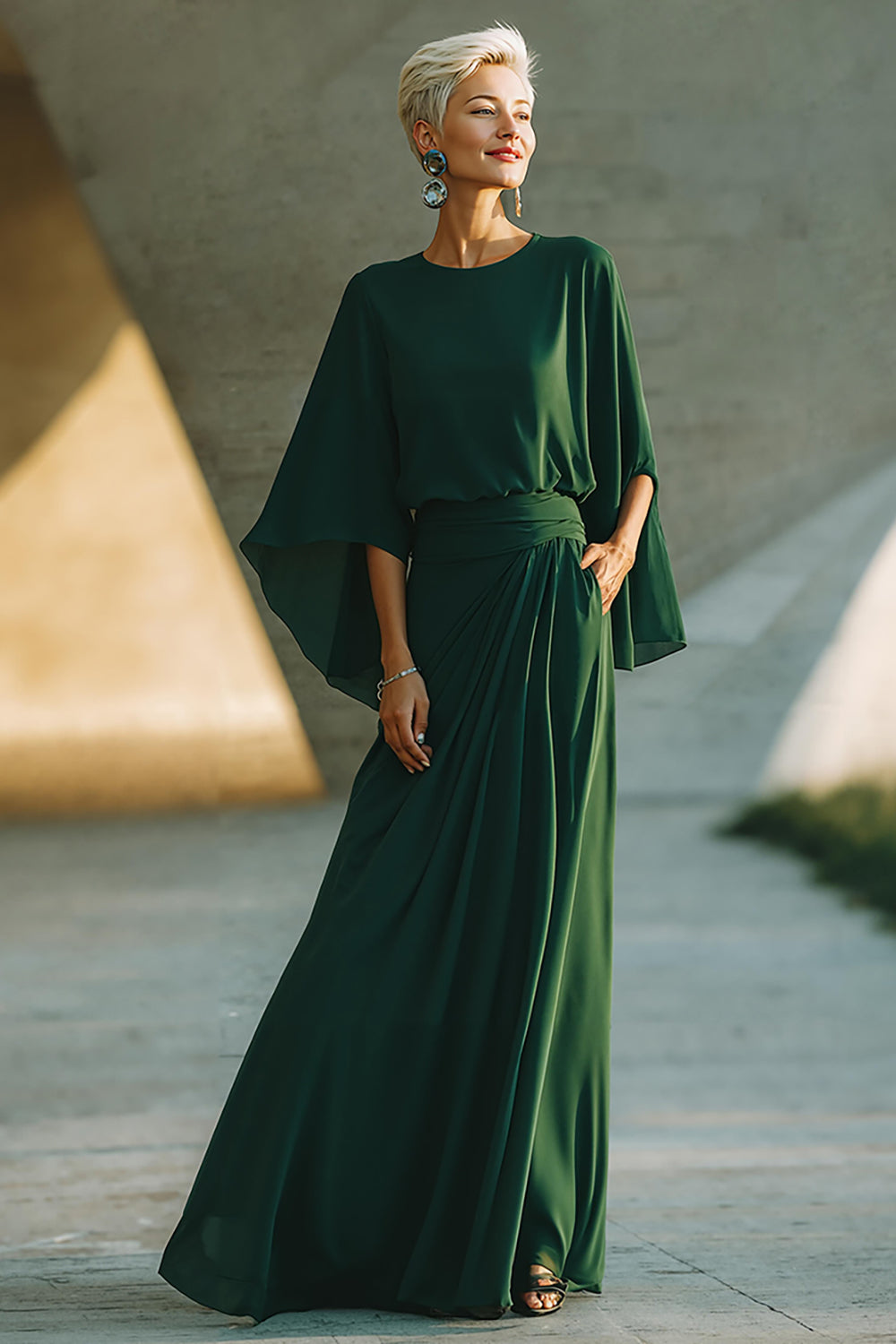 Dark Green A-Line Round Neck Long Mother Of The Bride Dress