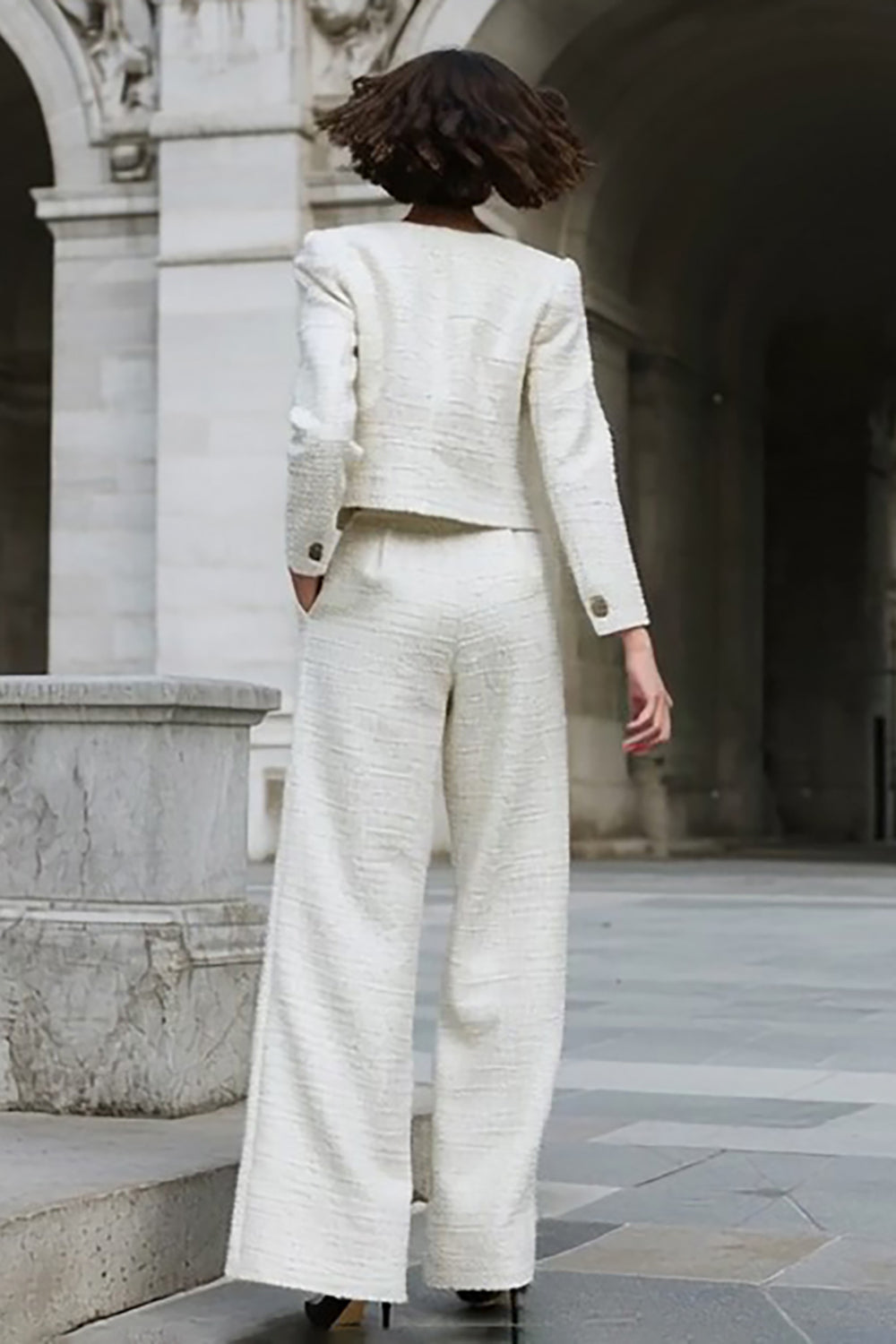 Ivory Tweed Single Breasted 2 Piece Women's Suits