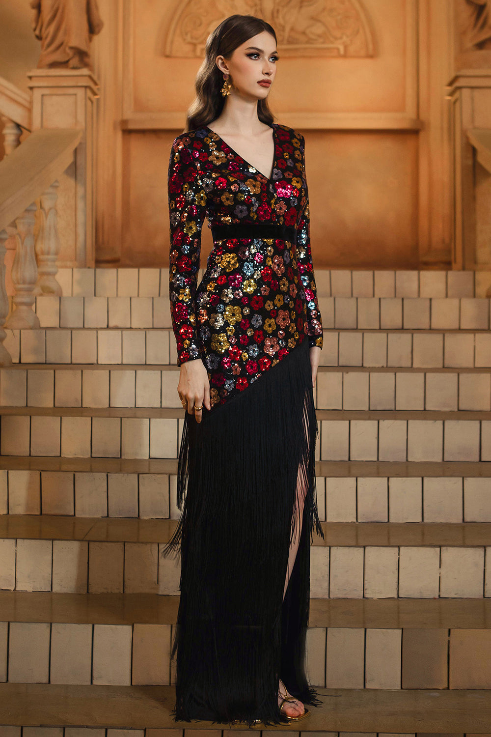 Sparkly Black V-Neck Long Sleeve Mermaid Formal Dress