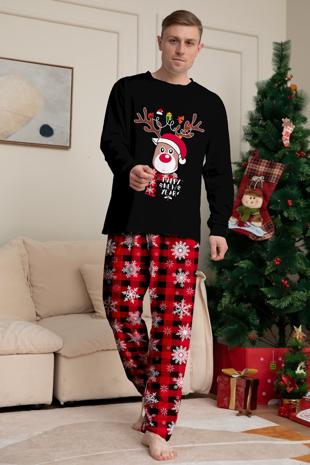 Black Red Reindeer Snowflake Print Christmas Family Matching Pajamas Set
