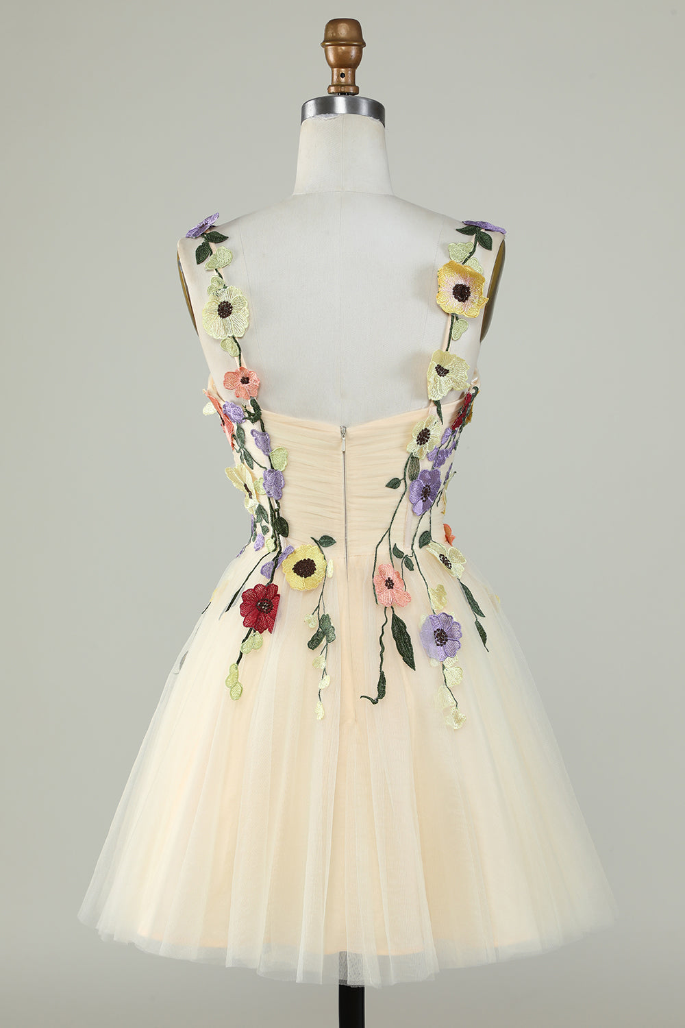 A Line Spaghetti Straps Green Short Graduation Dress with Appliques