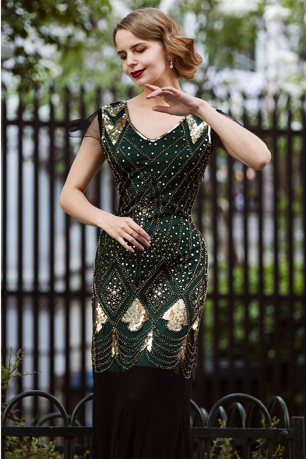 Black Long 1920s Sequins Flapper Dress