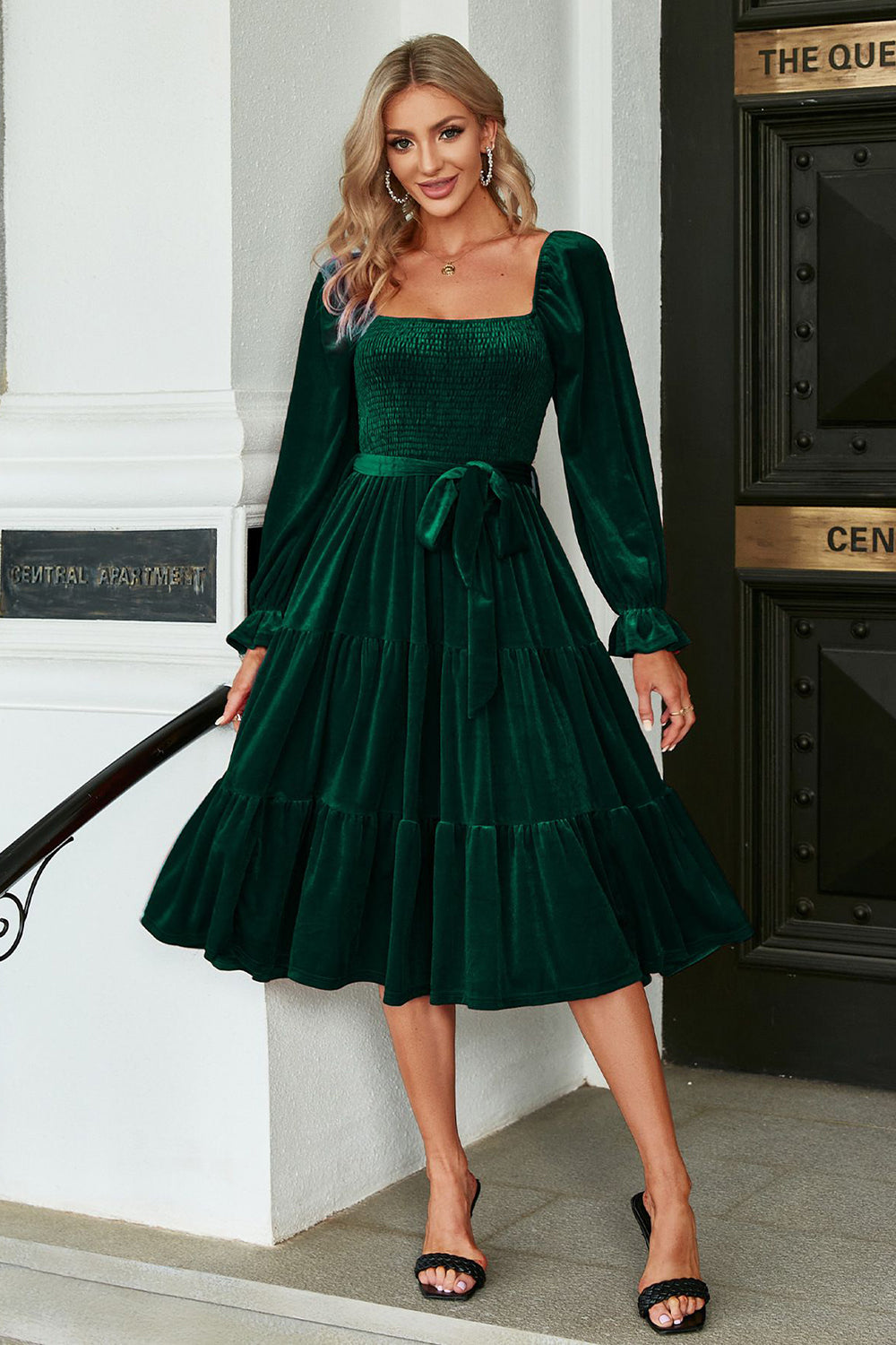 Dark Green Velvet Square Neck Holiday Party Dress