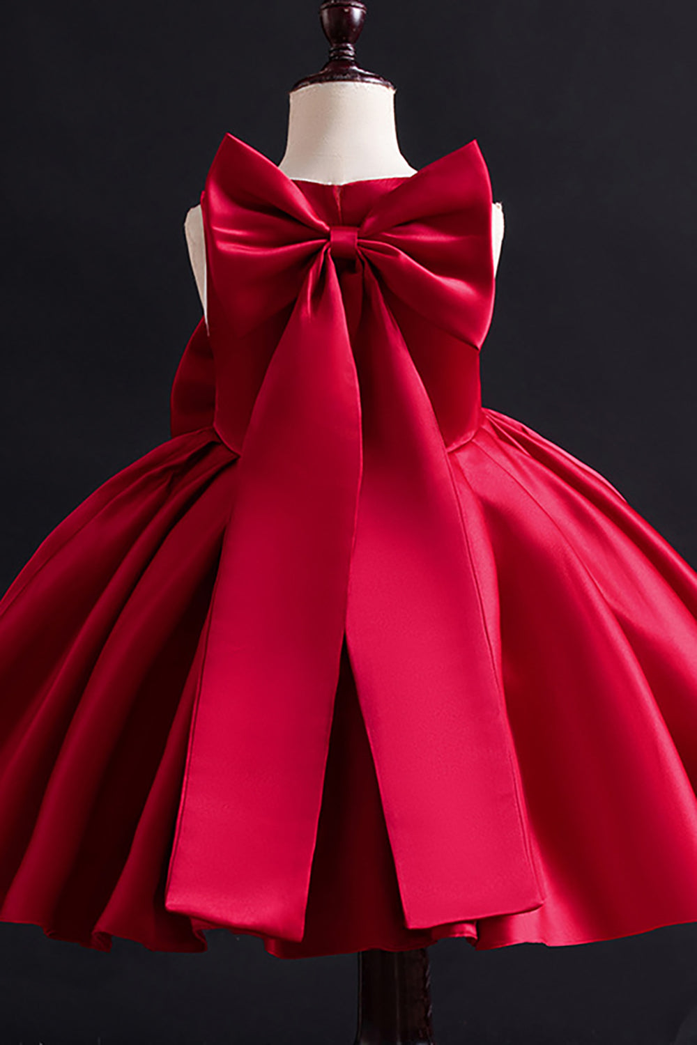 White A Line Pleated Satin Girl Dress With Bowknot