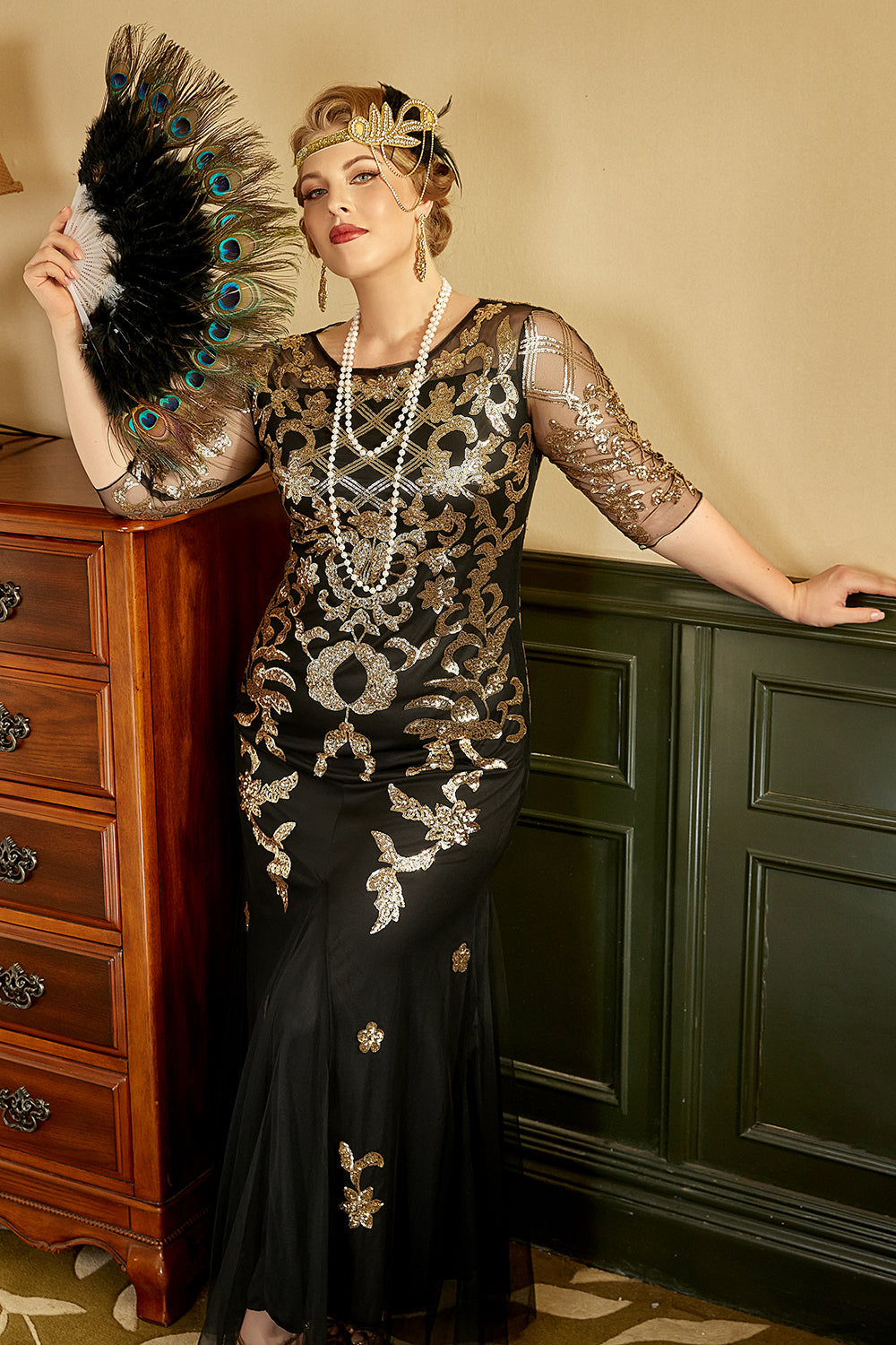 Black Golden Plus Size Sequined 1920s Dress