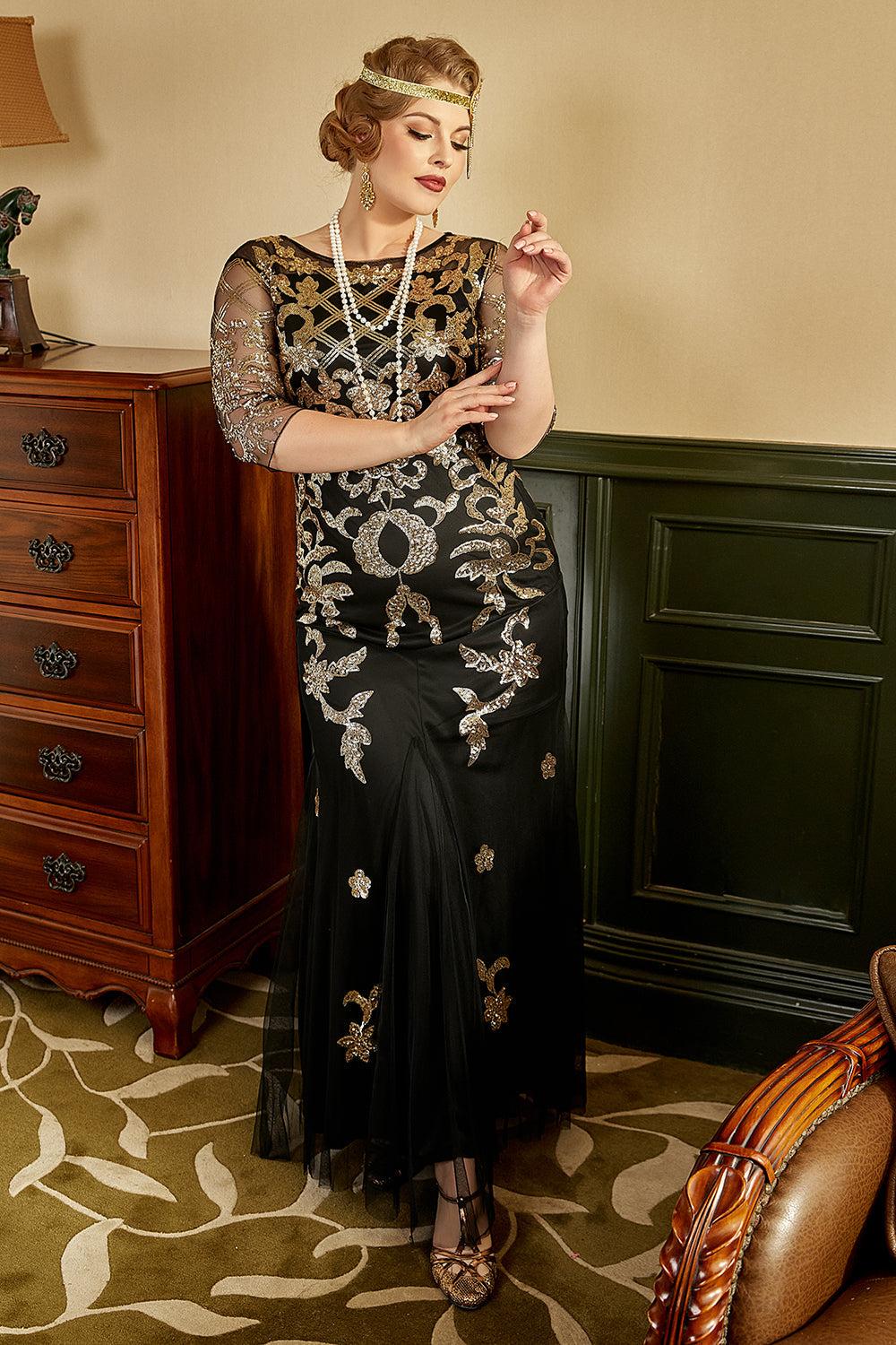 Black Golden Plus Size Sequined 1920s Dress