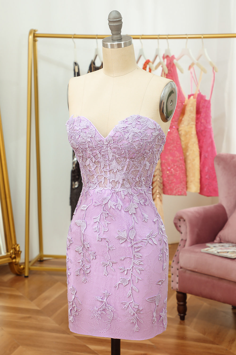 Tight Sweetheart Purple Short Graduation Dress with Appliques