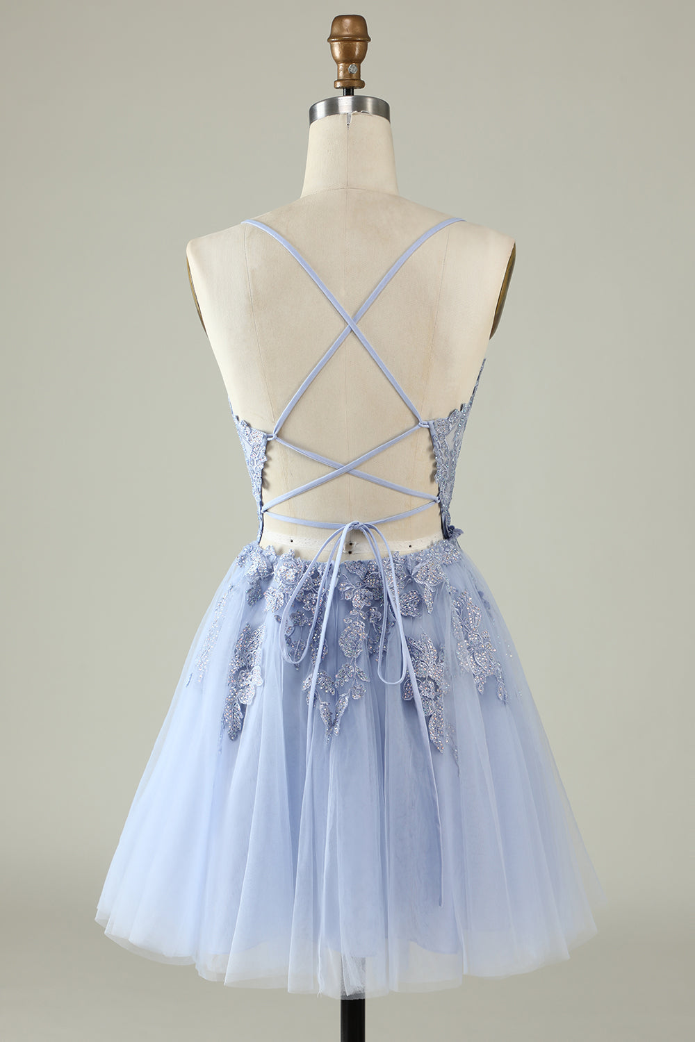 A Line Spaghetti Straps Light Purple Short Graduation Dress with Appliques
