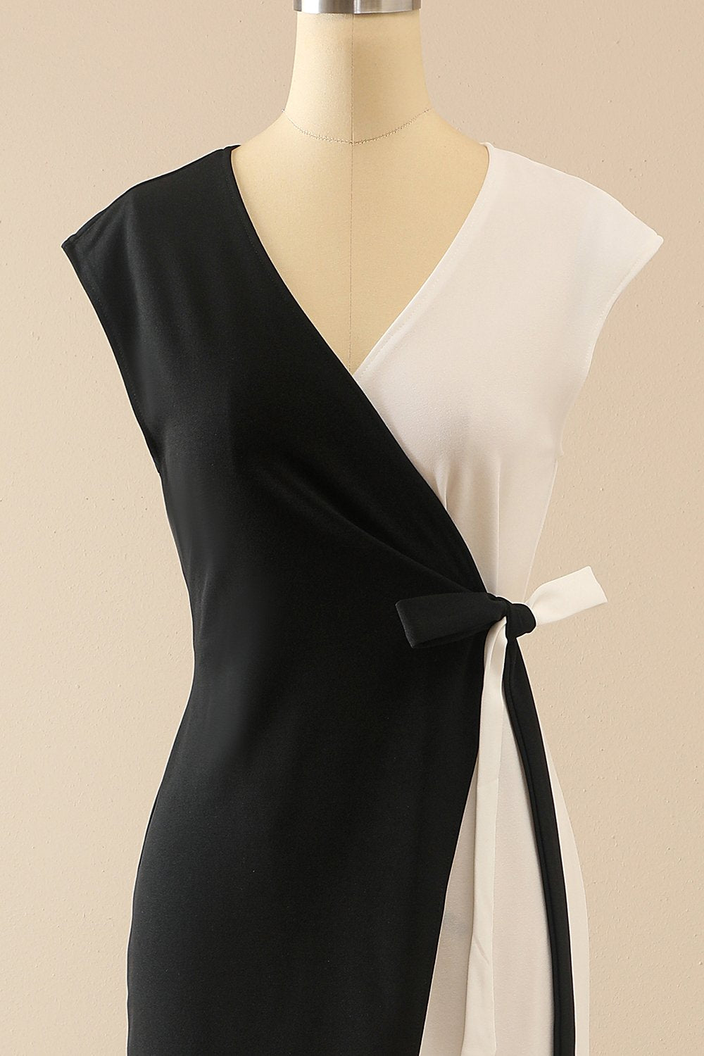 White & Black Bodycon Dress