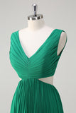 Green A-Line V Neck Ruched Chiffon Knee Length Bridesmaid Dress