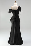 Plus Size Black Mermaid Ruched Asymmetrical Mother of the Bride Dress