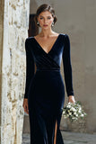 Navy Sheath Velvet V-Neck Long Sleeves Bridemaid Dress with Slit