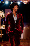 Burgundy Velvet 2 Piece Notched Lapel Men's Prom Suits