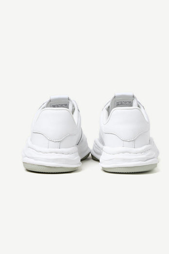 White Casual Breathable Fashion Sneaker
