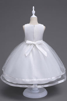 Boat Neck Tulle White Girls Dresses with Bow