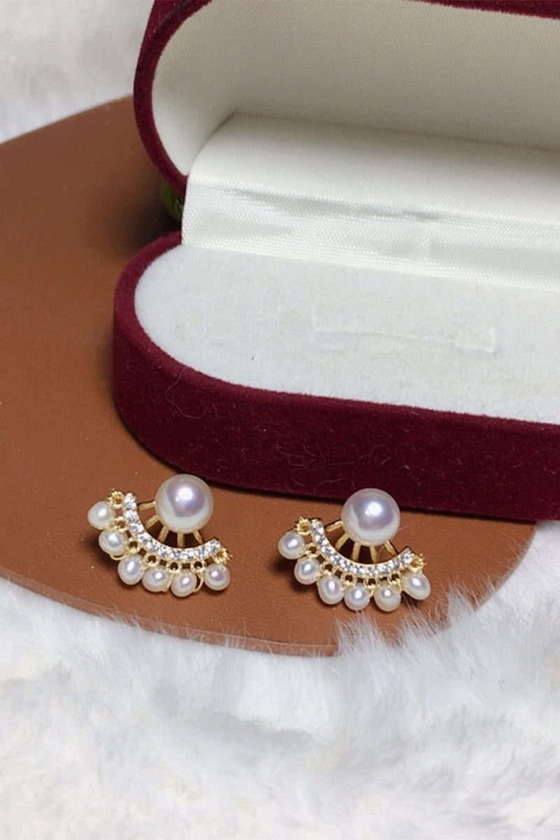 Load image into Gallery viewer, White Pearl Beaded Earrings