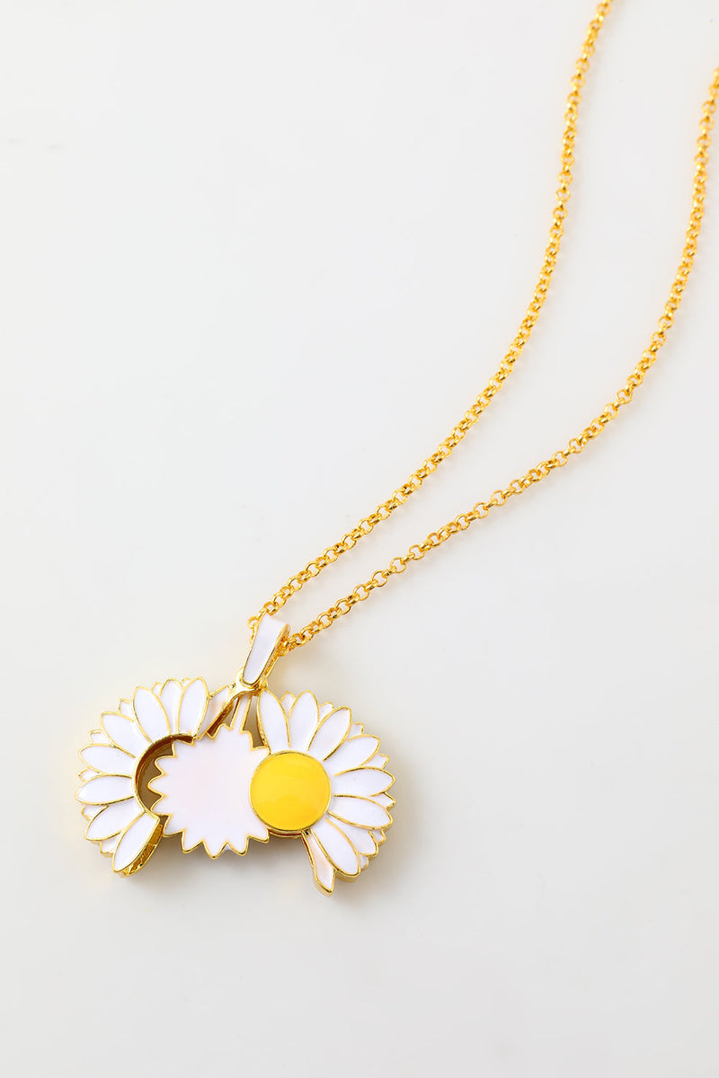 Load image into Gallery viewer, Golden Flower Necklace