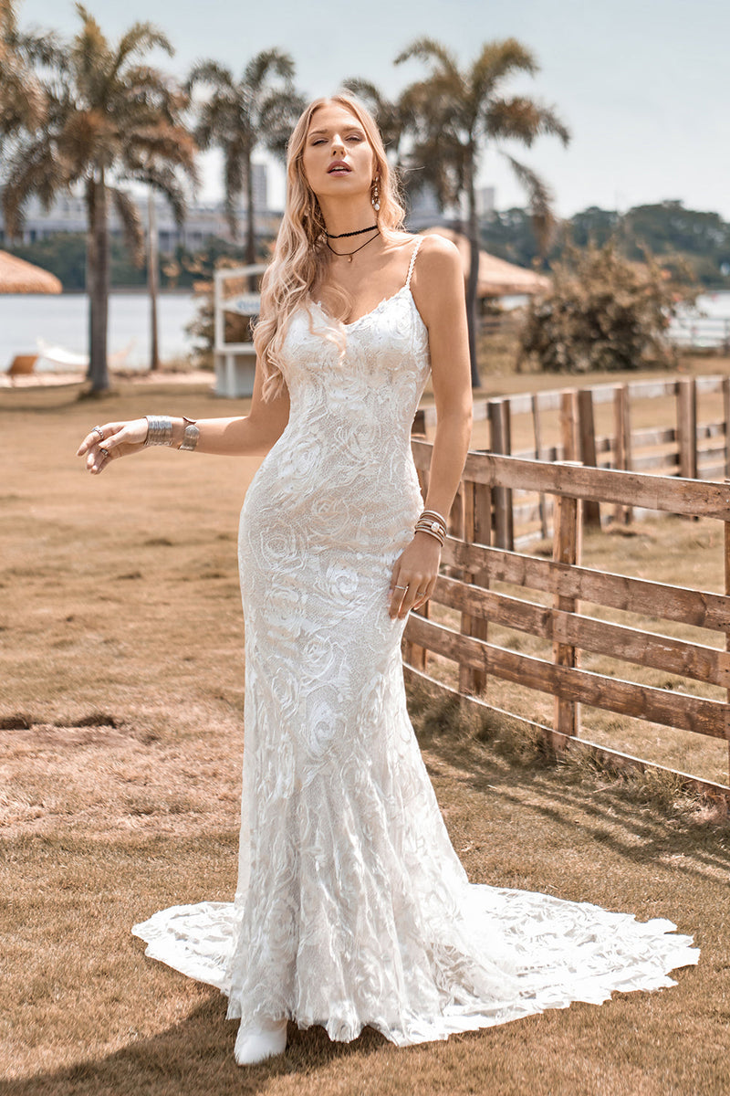 Load image into Gallery viewer, Charming Mermaid Spaghetti Straps Lace Ivory Wedding Dress with Sweep Train