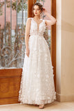 White Appliques Tulle Wedding Dress