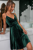 Load image into Gallery viewer, Spaghetti Straps Dark Green Velvet Short Party Dress