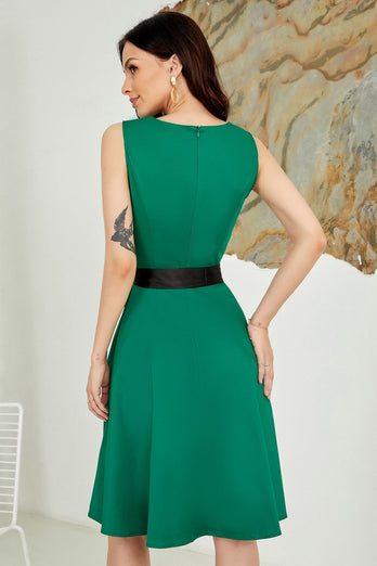 V Neck Green Belted 1950s Dress